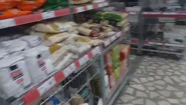 Зашли в магазин А-101 Турция, Стамбул смотреть онлайн