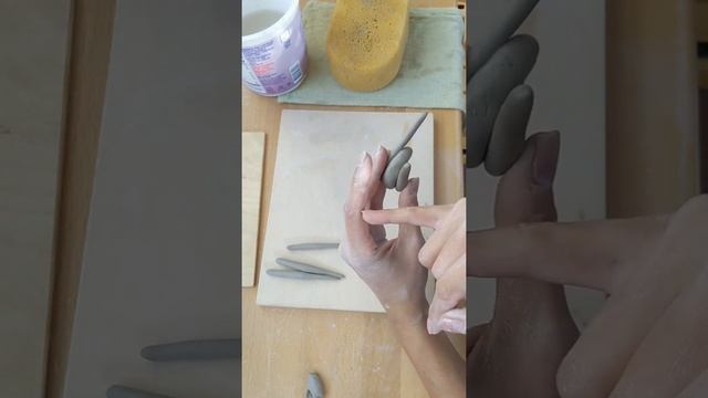 All Hands on Deck! Sculpting Human Hands in Ceramic Clay смотреть онлайн