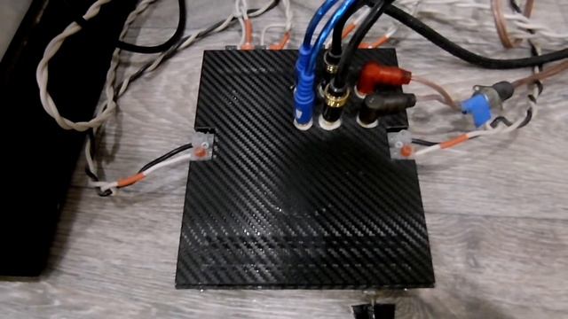 Комутатор для сравнения звучания УНЧ смотреть онлайн