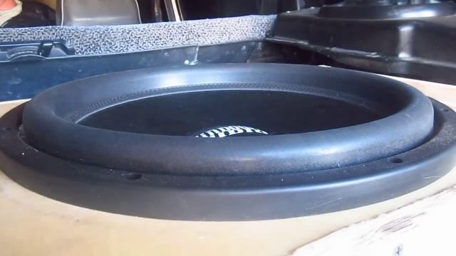 Синус 20Гц на Sundown SA 15 смотреть онлайн