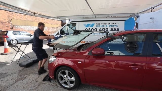 How to Expertly Replace a Windscreen ? смотреть онлайн