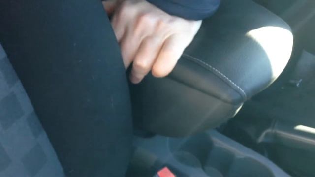 Установка подлокотника Ford Focus 2 смотреть онлайн