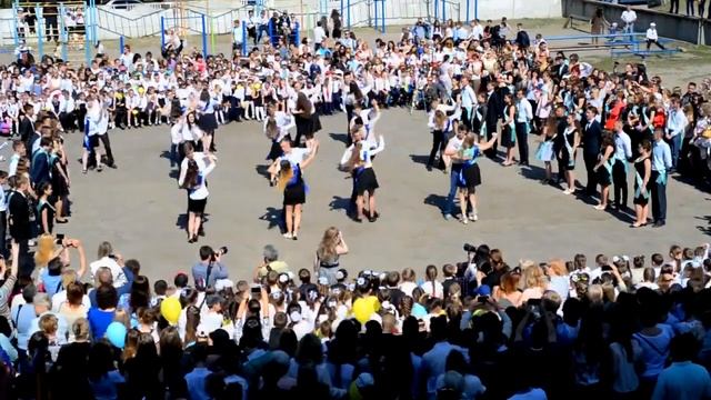Выпускной вальс - школа 7 - Dnepr Valse смотреть онлайн