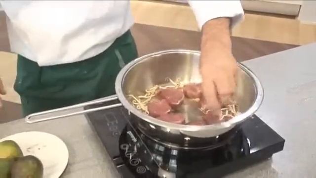 Indukcijski kuhalnik Gorenje za zdravo prehrano смотреть онлайн