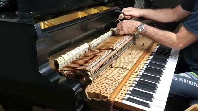 #325 Restoring An Old Steinway Piano- Cold Ironing Hammerfelts смотреть онлайн