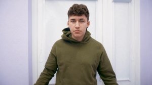 AMONG US в РЕАЛЬНОЙ ЖИЗНИ! Найди ТРОИХ ПРЕДАТЕЛЕЙ!