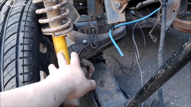 Как сделать БАГГИ из хлама своими руками. Ставим коробку и двигатель смотреть онлайн