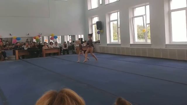 Выступление в школе 53 вики и вики смотреть онлайн