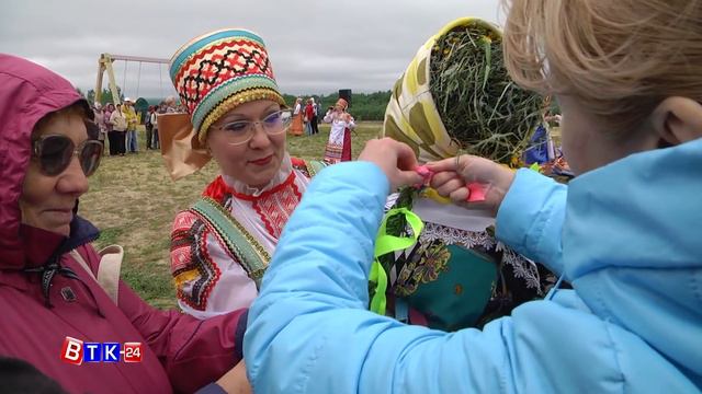 Этнофестиваль на берегу реки смотреть онлайн