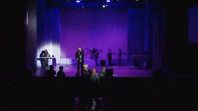 Все Пустились в Пляс и Кричали Браво!! смотреть онлайн