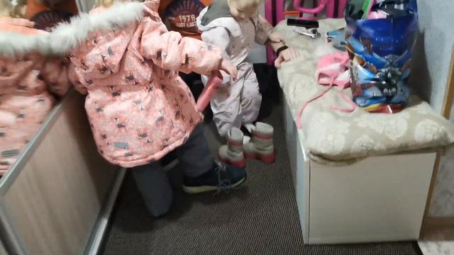 Как получить идеальный платиновый блонд дома/окрашивание волос в домашних условиях блонд/МОЙ ОПЫТ смотреть онлайн