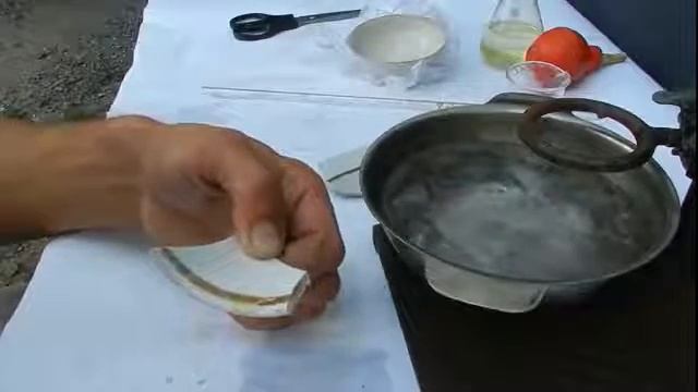 Снятие позолоты с посуды соляной кислотой в присутствии нитрита натрия смотреть онлайн