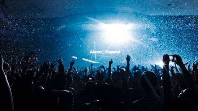 Above & Beyond - Formula Rossa (Original Mix) смотреть онлайн