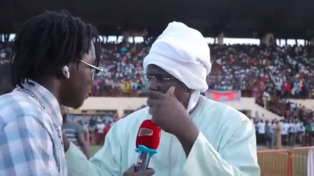 Tout ce que vous n’avez pas vue sur l’open presse de MODOU LÔ смотреть онлайн