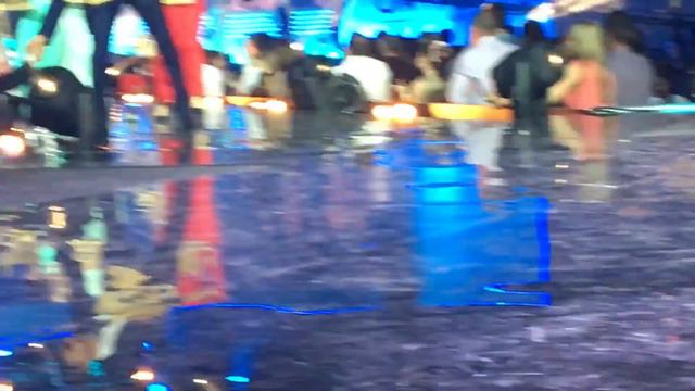 Поздравления: Дамир выходит на сцену. Осторожно переполняют эмоции смотреть онлайн