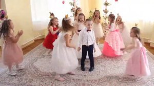 Выпускной утренник в детском саду часть 1