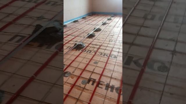 Устанавливаю маяки в зале под теплый пол смотреть онлайн