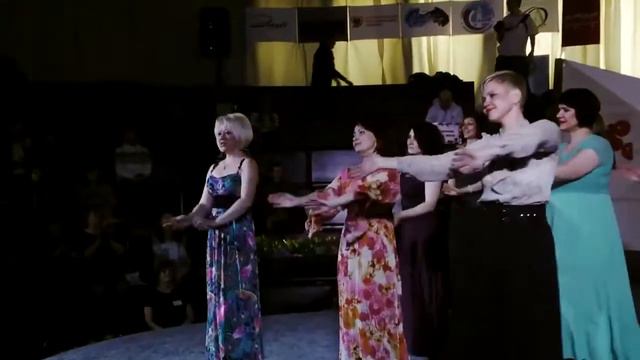 Шоу-дефиле "Королева Красоты". смотреть онлайн