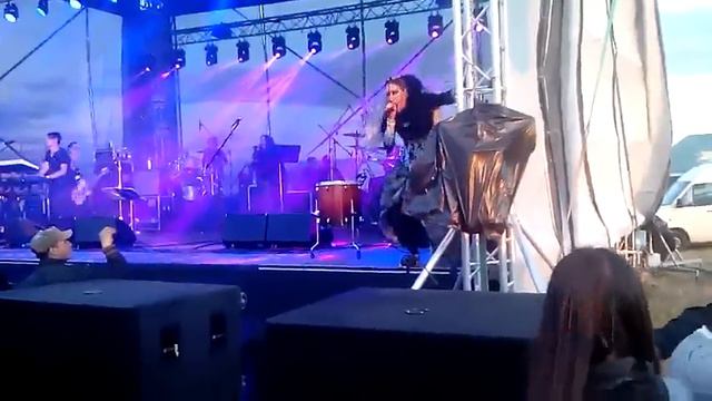 ДнеПроРок! Линда/Linda Сидите потише смотреть онлайн