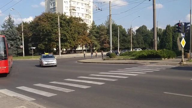 Кишинев Молдова ботаника улица индепенденций автобус номер 4 смотреть онлайн