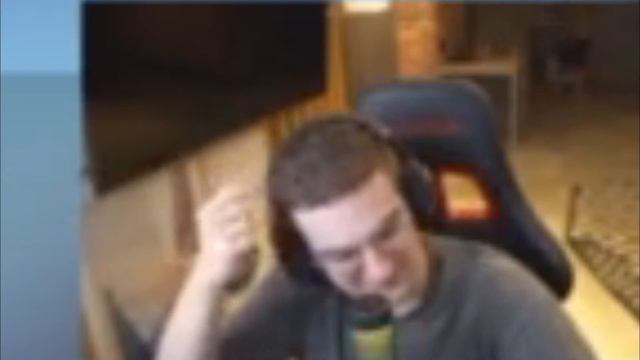 БУСТЕР СЛОМАЛ МИКРОФОН СВОИМ КРИКОМ смотреть онлайн