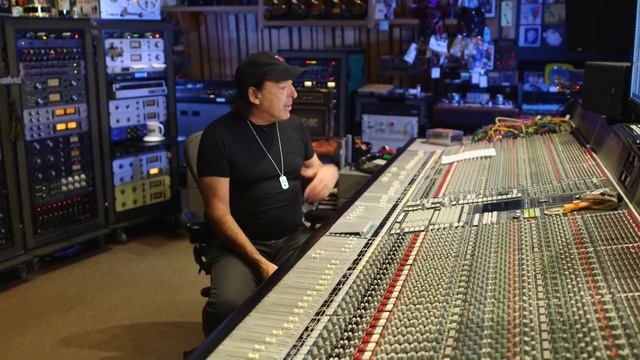 (Drums) Parallel Drum Compression | Processing On A Track Or Whole Kit смотреть онлайн