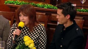 Екатерина Семёнова в передаче Приют комедиантов. Тема: Здравствуй, шопинг, Новый год! 01.01.2019