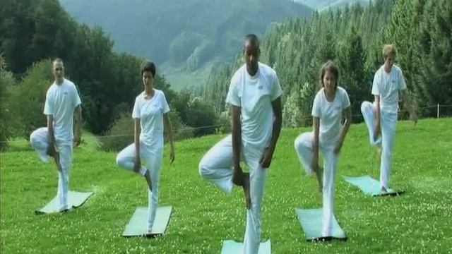 Шри Шри Йога Кани Sri Sri Yoga Kahni смотреть онлайн