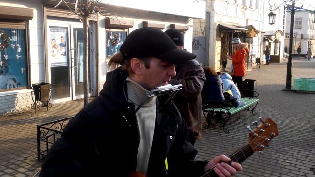 Актриса. Автор композиции - Владимир, уличный музыкант, г. Калуга, ул.Театральная, 21.02.2015 смотреть онлайн