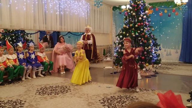 восточный танец . утренник Спящая принцесса смотреть онлайн