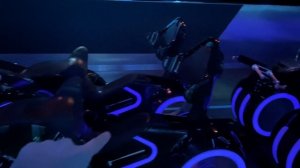 VLOG: Диснейленд в Шанхае. Прокатились на всех аттракционах.