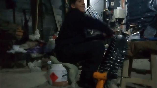 Как сделать ”мини шипы” для мотоцикла:How to make "mini spikes" for a motorcycle смотреть онлайн
