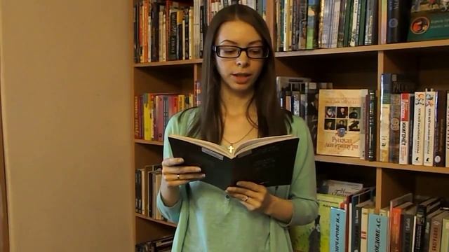 Любкевич Лилия Николаевна читает стихотворение Иосифа Бродского Осенью из гнезда уводит на юг звезд смотреть онлайн