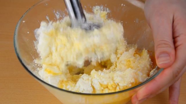 САМЫЕ ВКУСНЫЕ СОЧНИКИ С ТВОРОГОМ ! Хрустящие снаружи и сочные внутри ! смотреть онлайн