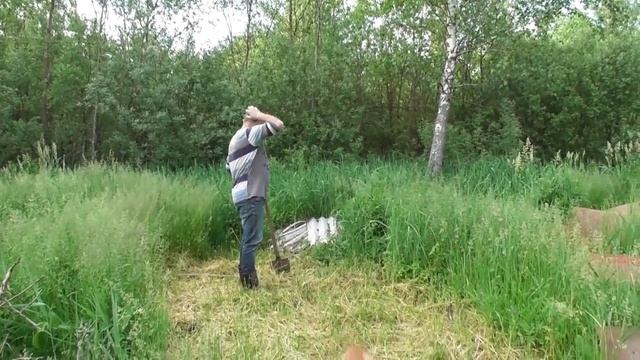 vlog офигенный мангал из кирпича/супер тёплые грядки из шифера смотреть онлайн