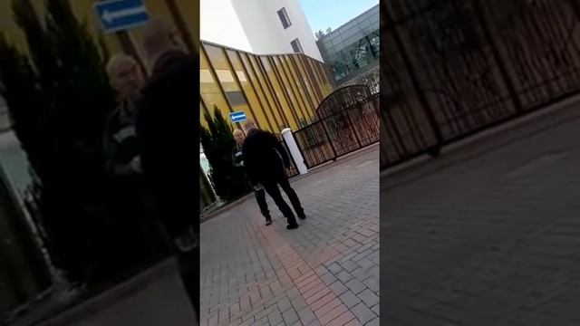 Учим стукачей !!! ДЕРЖИ ЯЗЫК ЗА ЗУБАМИ смотреть онлайн
