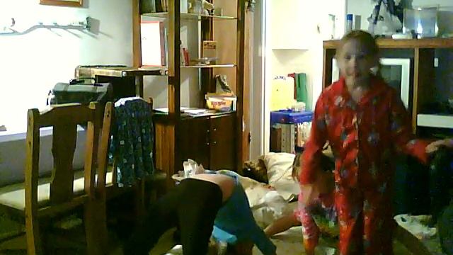 Teddy Bear Cheerleaders смотреть онлайн
