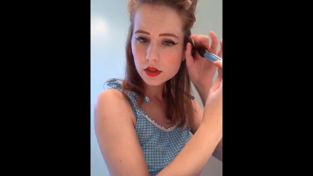 Miss Hero Holliday's pin curl tutorial part 1 смотреть онлайн