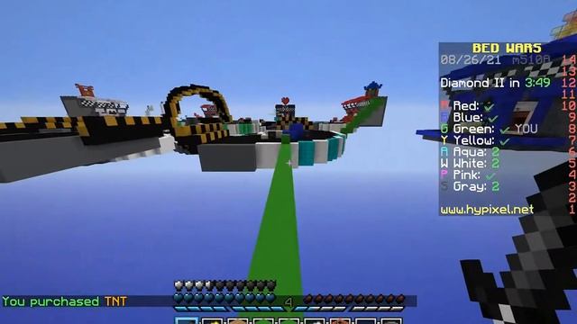 Minecraft Bedrock player tries Java смотреть онлайн