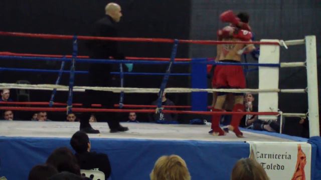 Maxi "Negro" Gonzalez VS Oscar "Gallo" Bravo Round 4 18/08/2013 смотреть онлайн