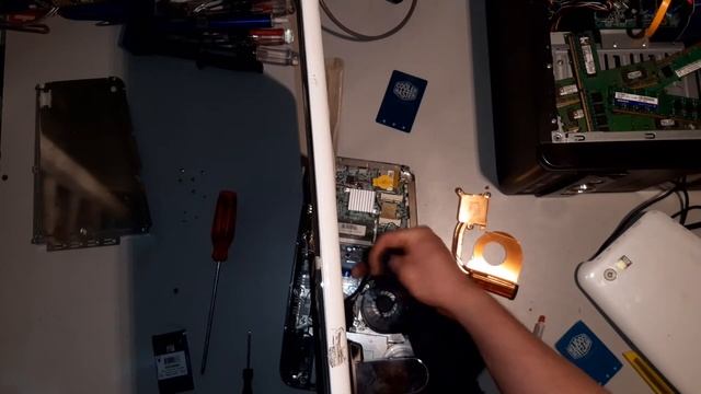Lenovo Ideacentre A320: Actualización De Memoria Ram Y Aplicación De Pasta Térmica