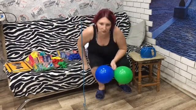 Фигурки из шаров. Глобус и стакан с карандашами. смотреть онлайн