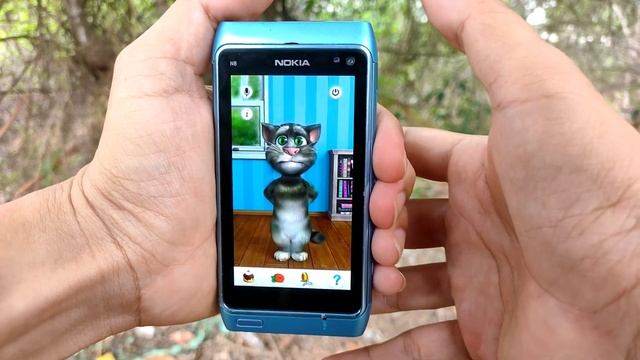 Thử Cài Con Mèo Nói Chuyện Trên Nokia N8 Và Cái Kết | hóng hớt công nghệ смотреть онлайн