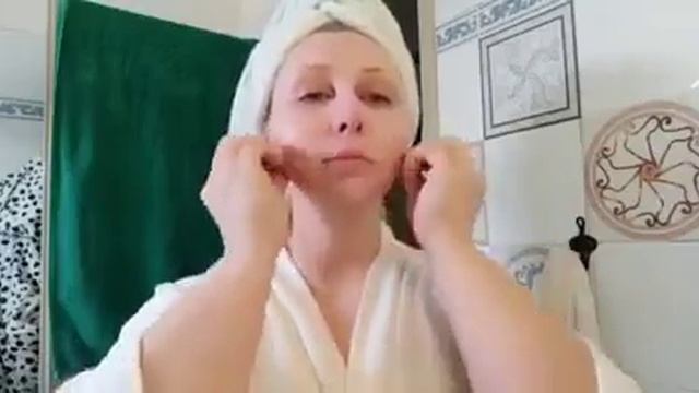 Полноценный, профессиональный уход дома, как у косметолога. смотреть онлайн