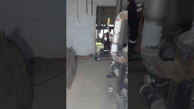 Опрессовка системы отопления воздухом_труба #2_cam2 смотреть онлайн