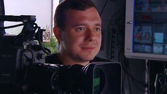 Режем арбуз разными способами смотреть онлайн