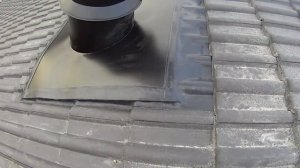 Установка дымохода с гидроизоляцией на керамочерепице