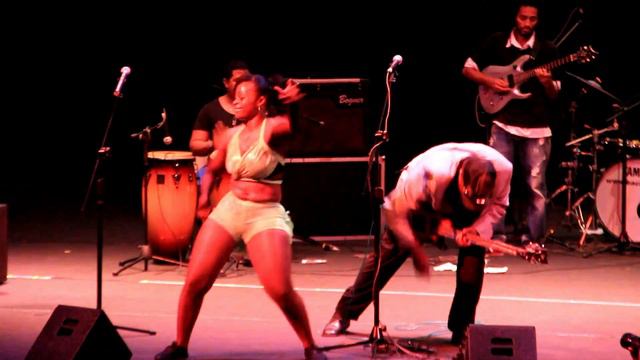 Diblo Dibala bailarinas en Cartagena VJF смотреть онлайн
