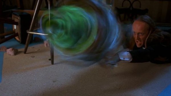 Майло одевает маску | Маска | Mask