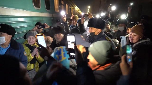 Чемпиона Мира по Jekpe-jek встретили с победой смотреть онлайн